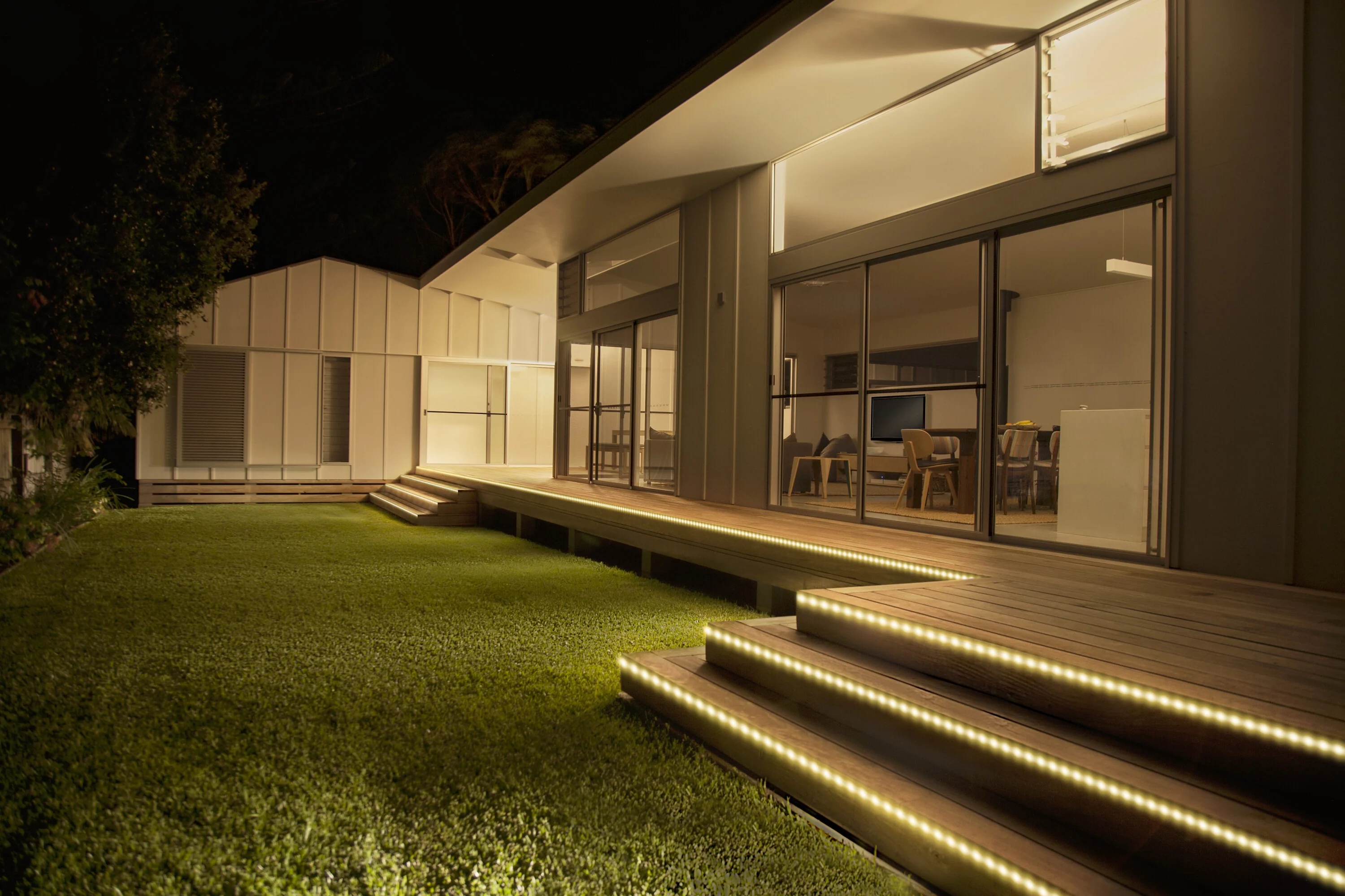 Lampa LED OSRAM Smart+ Wifi Outdoor Flex IP44 3M RGB Tunable biały - Image 10